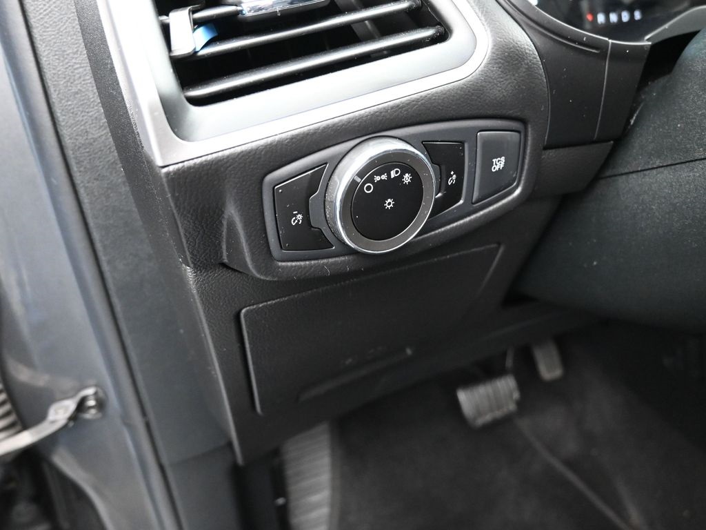 2023 Ford Edge SE photo 20