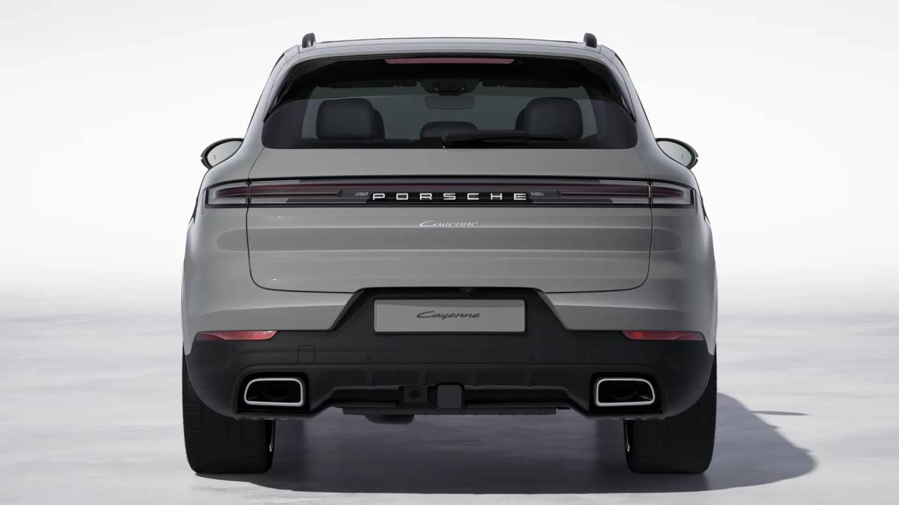 2026 Porsche Cayenne photo 8