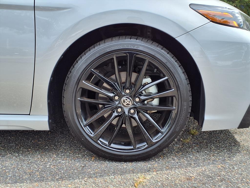 2022 Toyota Camry XSE photo 4