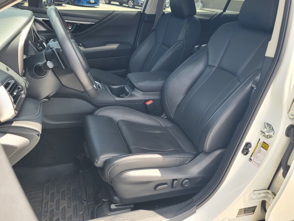 2024 Subaru Outback Touring XT photo 16