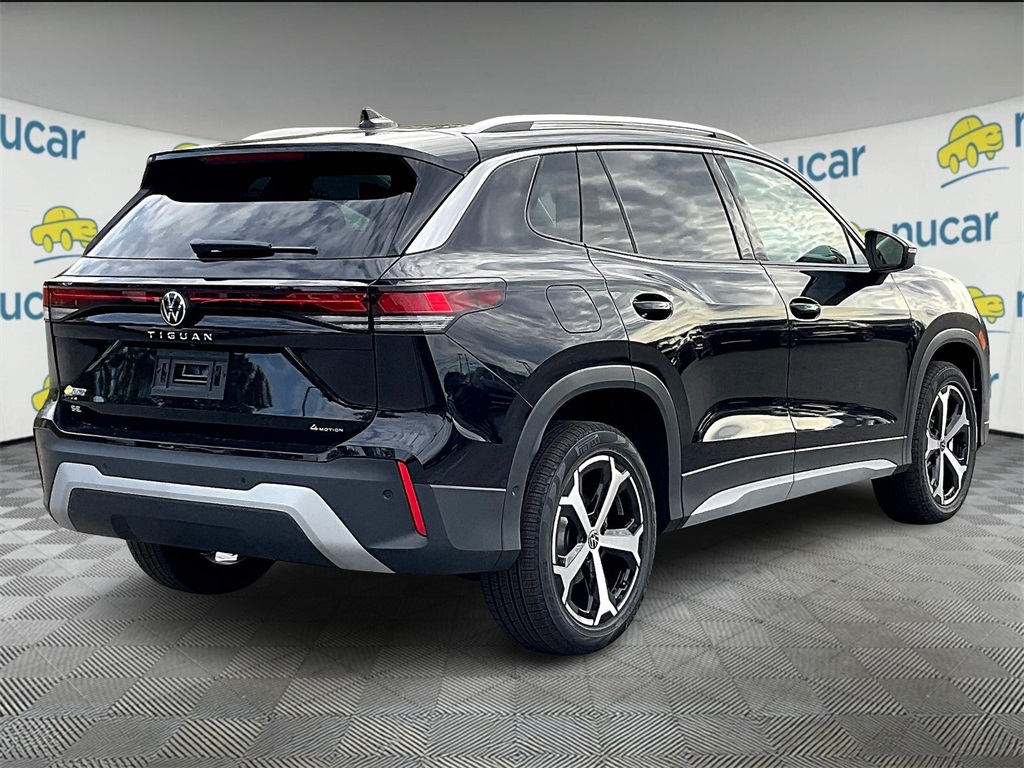 2025 Volkswagen Tiguan SE photo 4