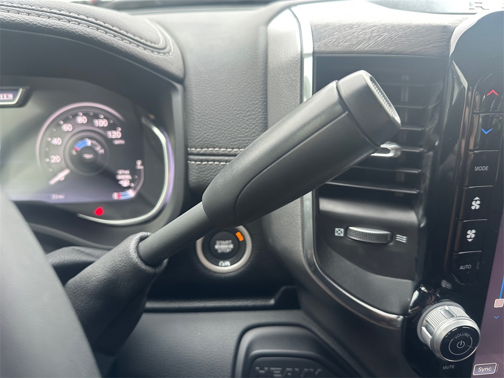 2025 Ram 2500 Laramie photo 34