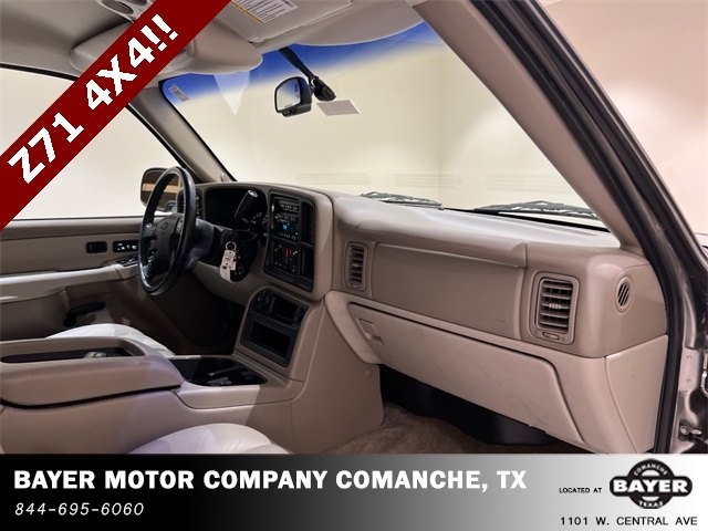 2003 Chevrolet Suburban Z71 photo 22