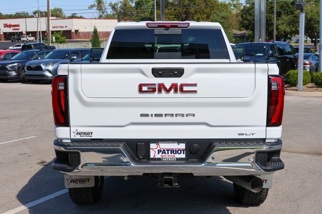 2026 Gmc Sierra 3500 HD SLT photo 4