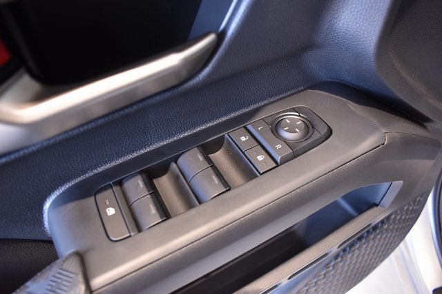 2025 Toyota Tacoma TRD Sport photo 14