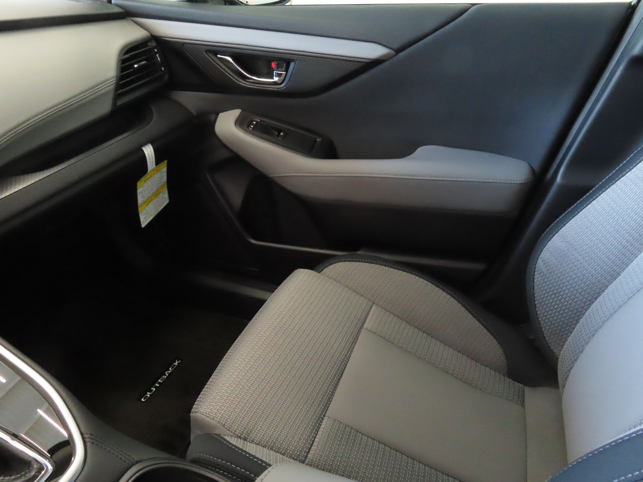 2025 Subaru Outback Premium photo 18