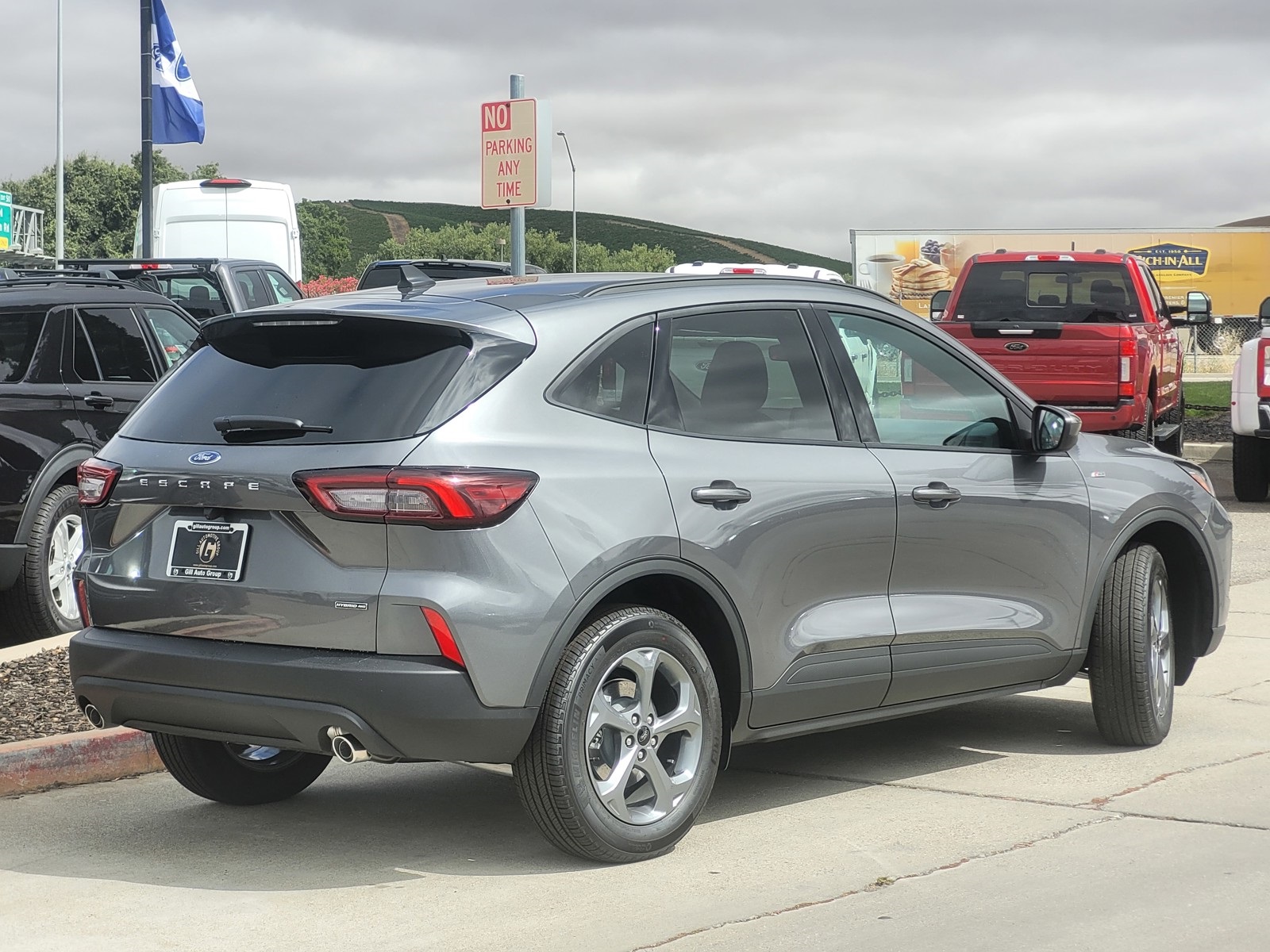 2025 Ford Escape ST-Line Select photo 3