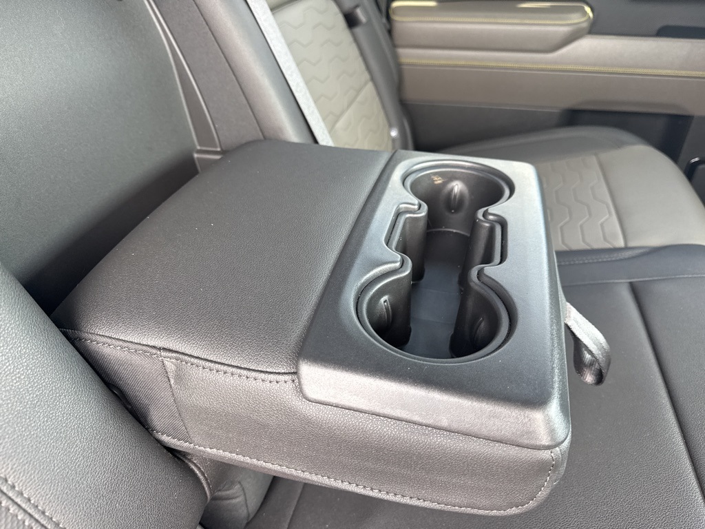 2022 Chevrolet Silverado 1500 ZR2 photo 36