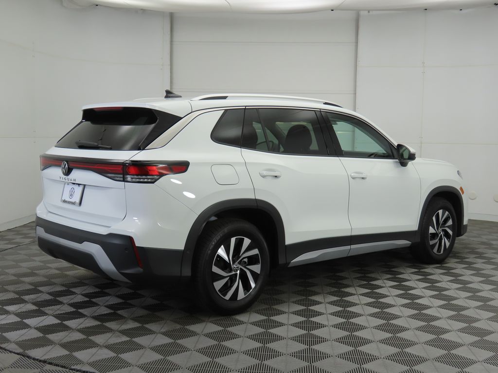 2026 Volkswagen Tiguan S photo 4