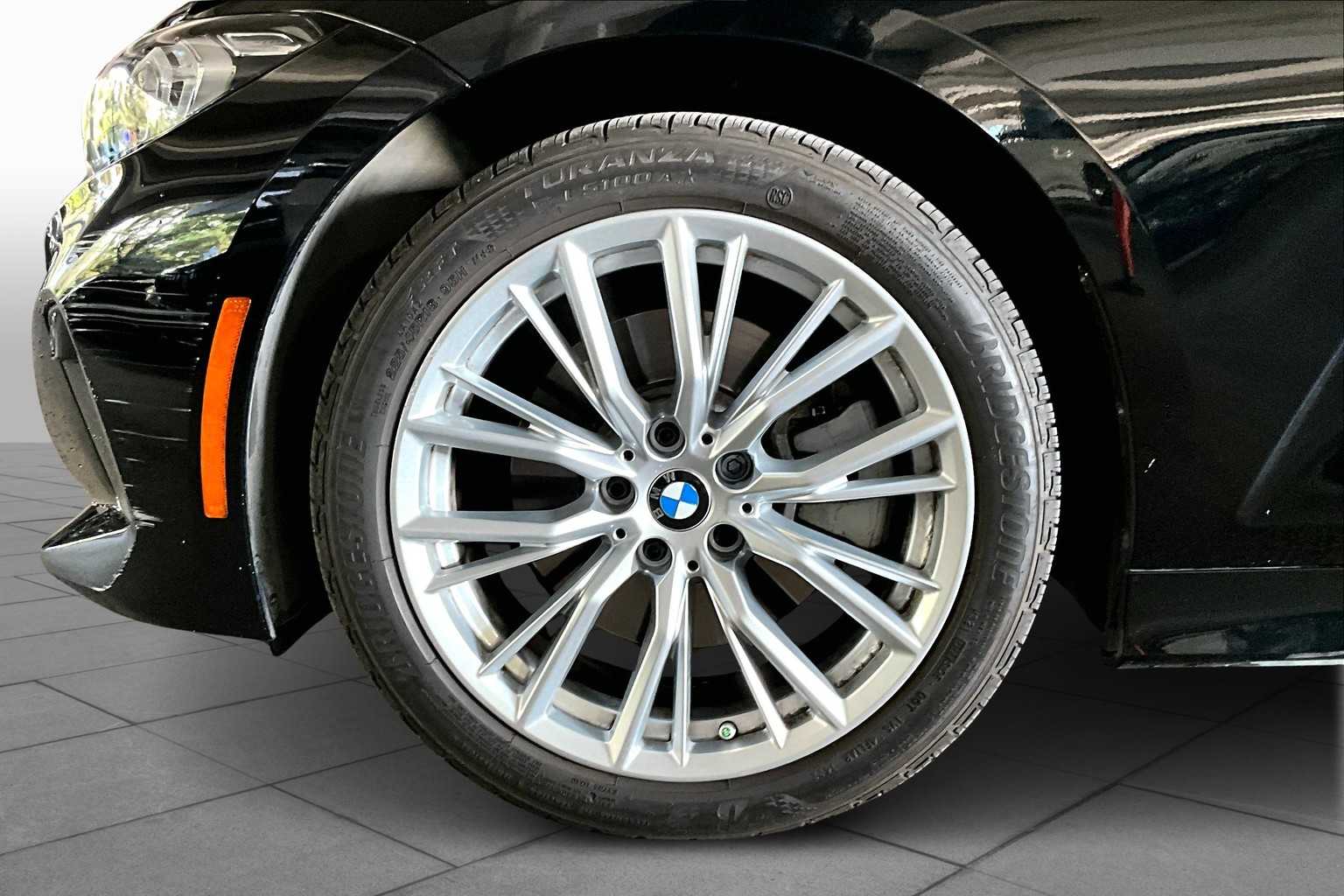 2023 Bmw 330i photo 10