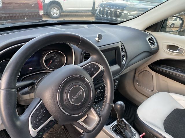 2018 Jeep Compass Latitude photo 10