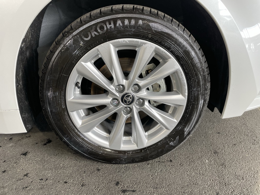 2024 Toyota Corolla Hybrid photo 5