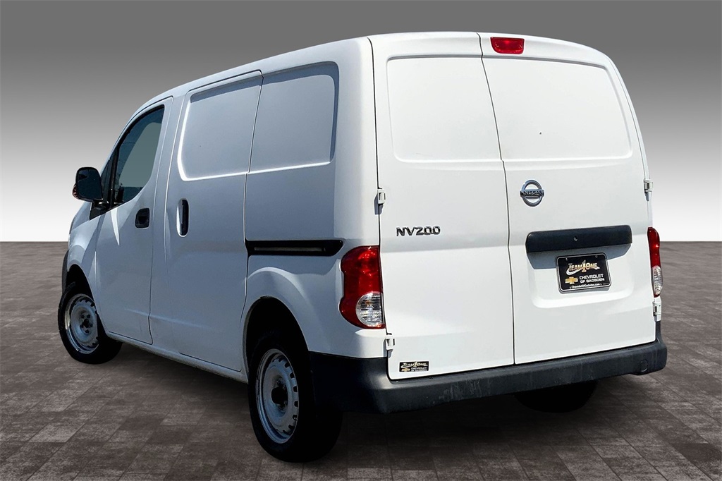 2017 Nissan NV200 S photo 11