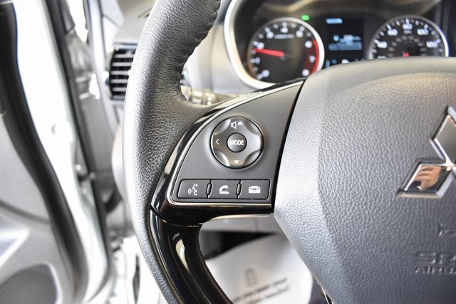 2024 Mitsubishi Eclipse Cross SE photo 15