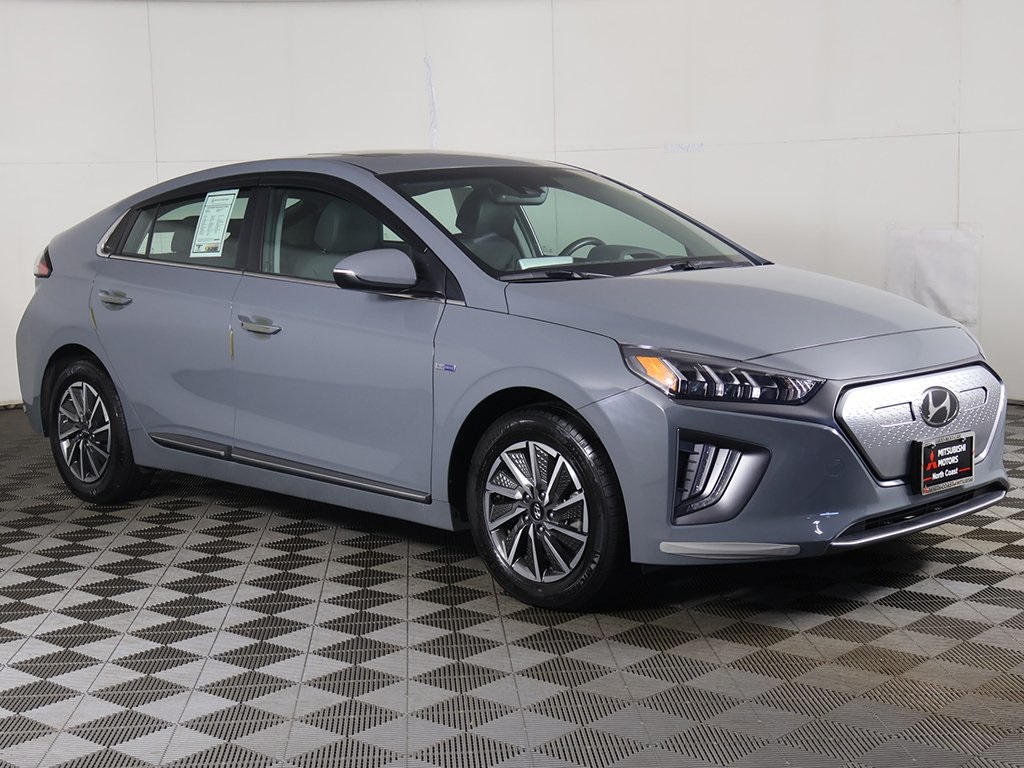 Used 2020 Hyundai IONIQ Limited with VIN KMHC85LJXLU068693 for sale in Bedford, OH