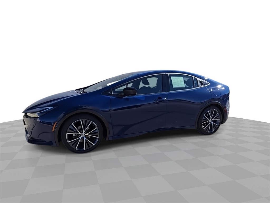 2023 Toyota Prius XLE photo 4