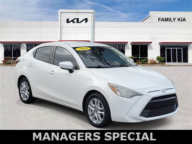 2016 Scion iA Standard's photo
