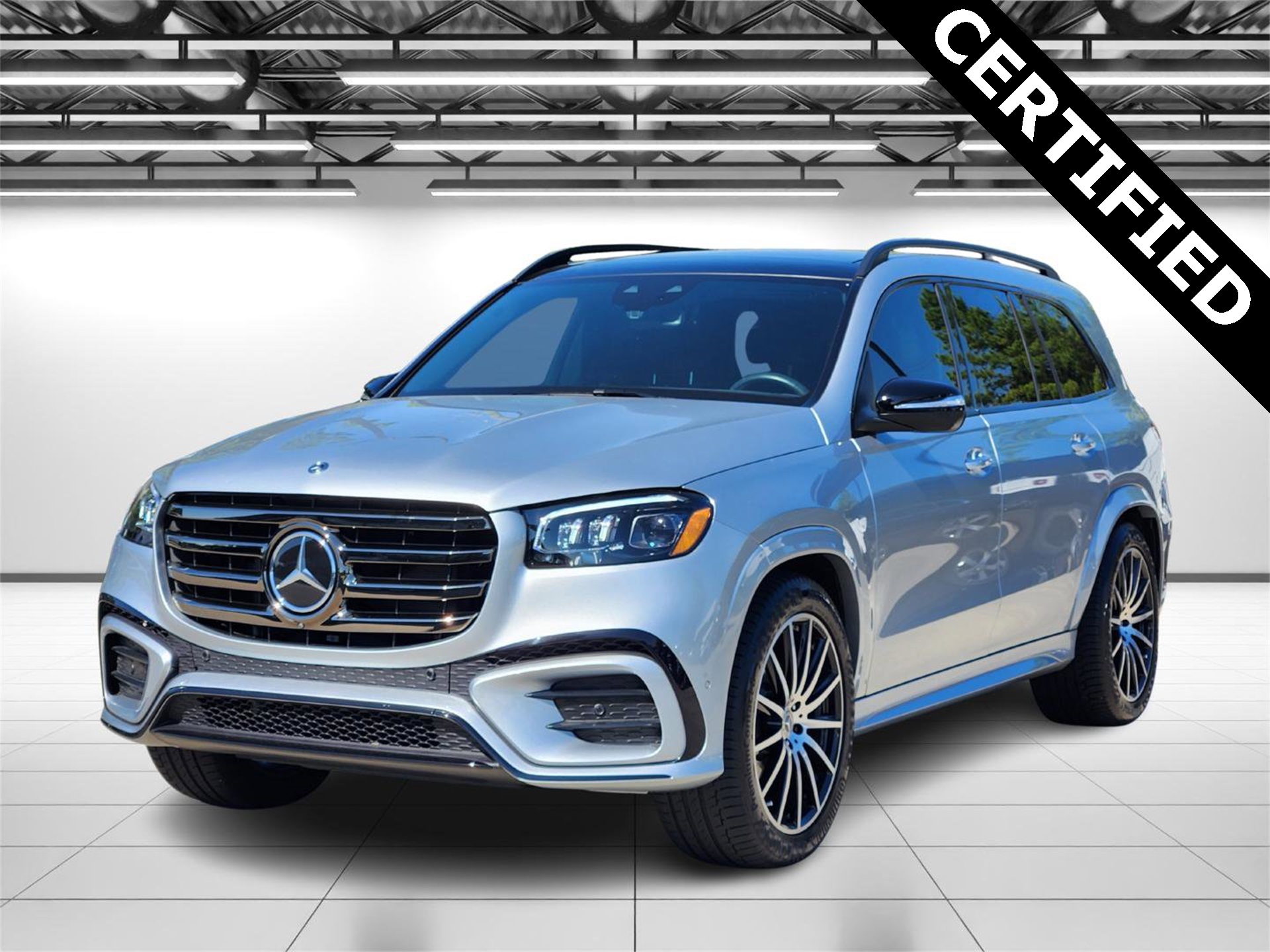 2025 Mercedes Benz GLS 450 4MATIC photo 2