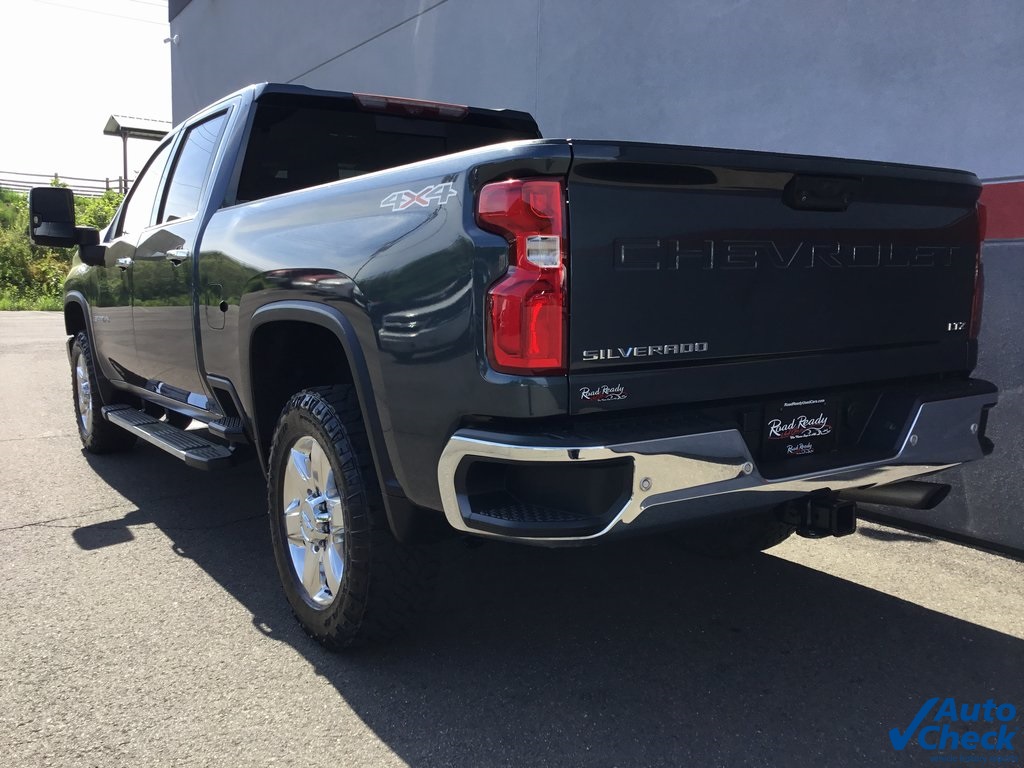 2020 Chevrolet Silverado 3500HD LTZ photo 8