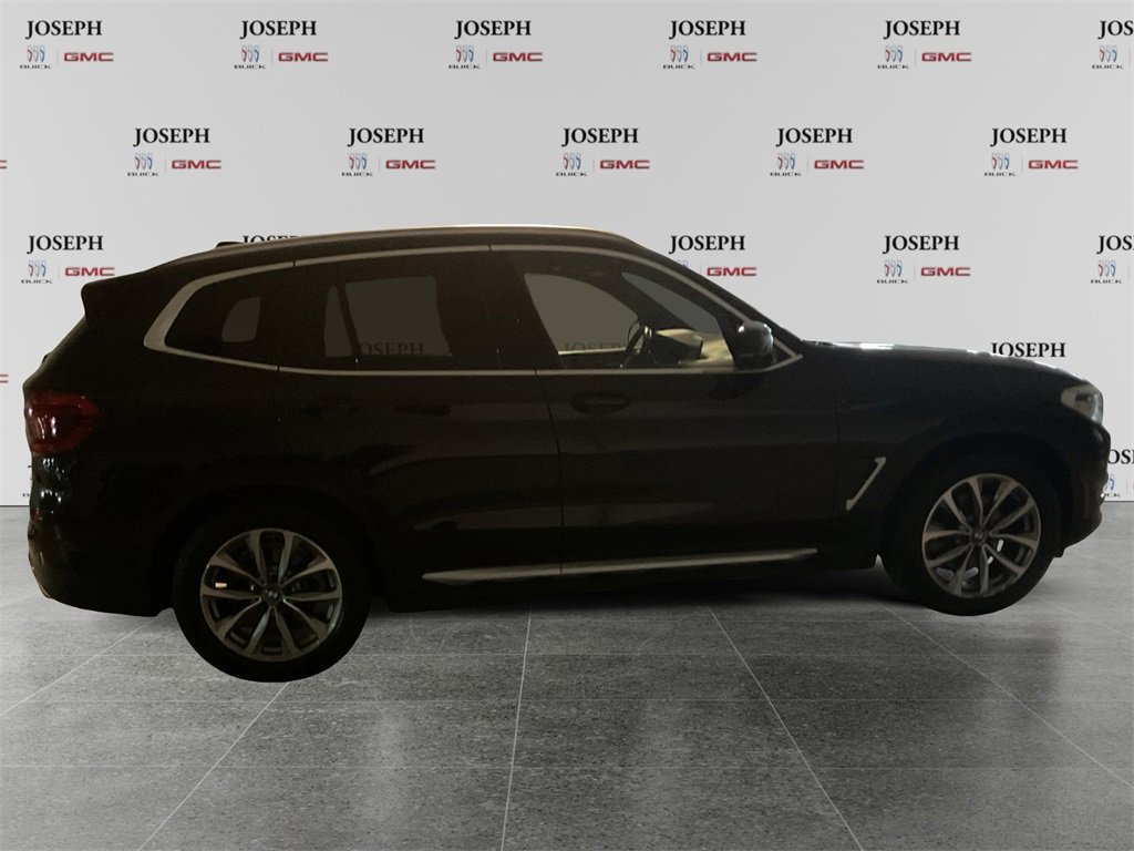 2019 BMW X3 30i's photo