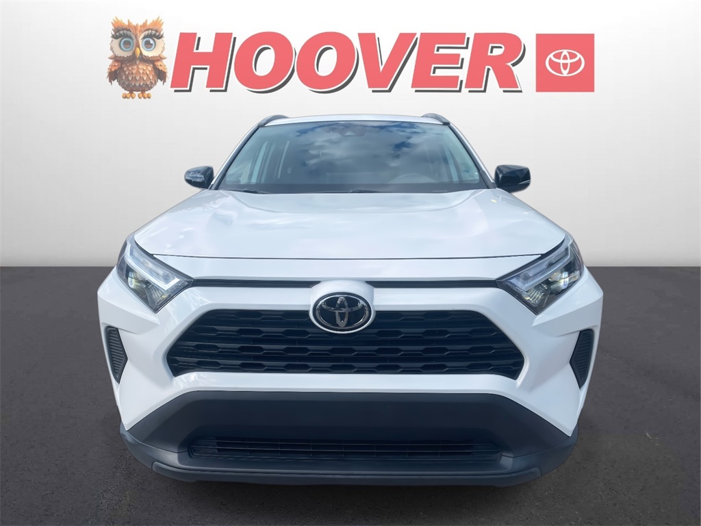 2022 Toyota RAV4 XLE photo 6
