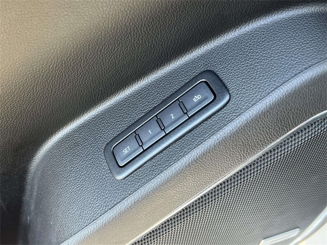 2020 Chevrolet Tahoe LT photo 18