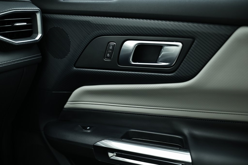 2024 Ford Mustang GT Premium photo 38