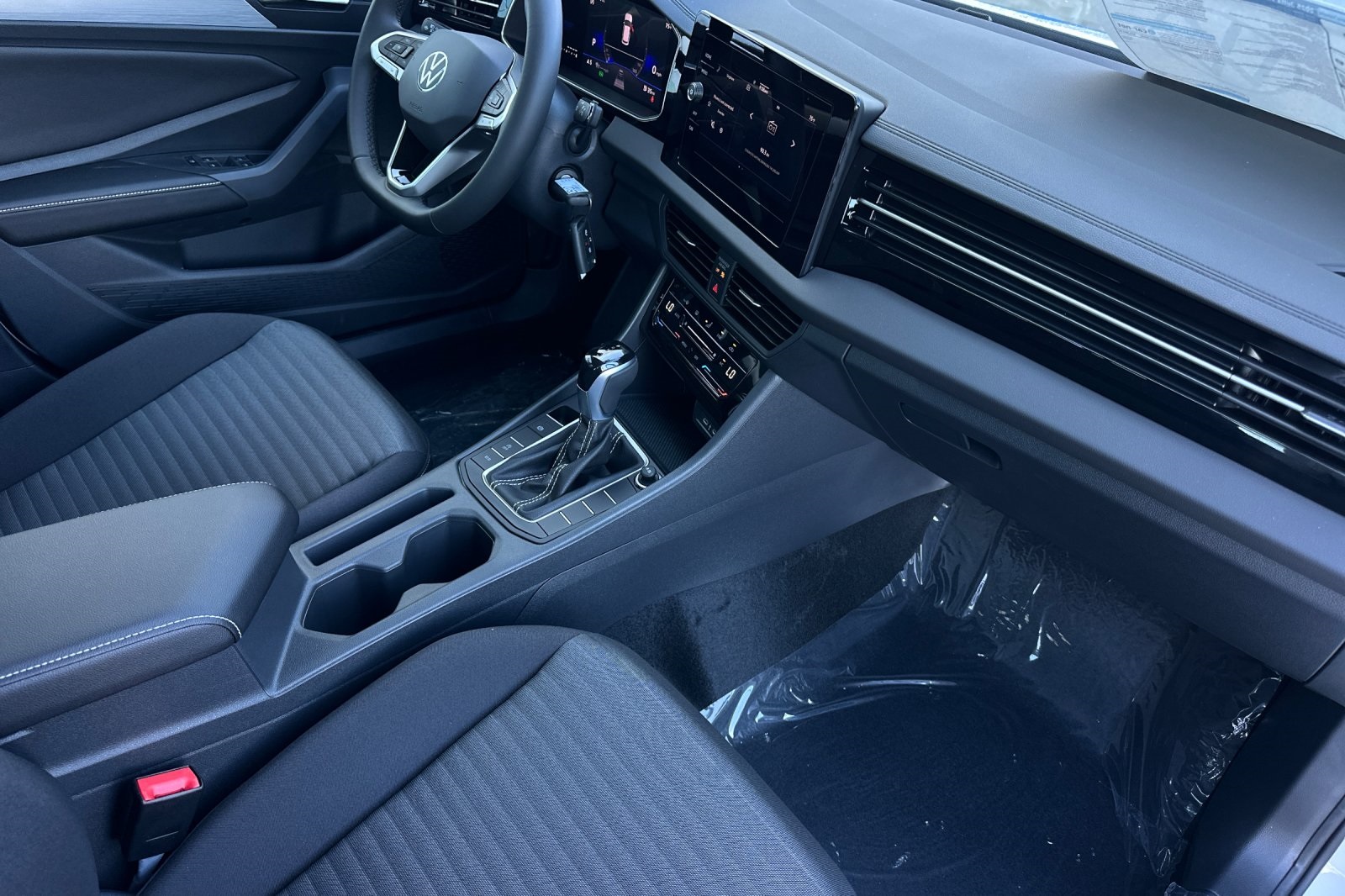 2025 Volkswagen Jetta 1.5T S photo 14