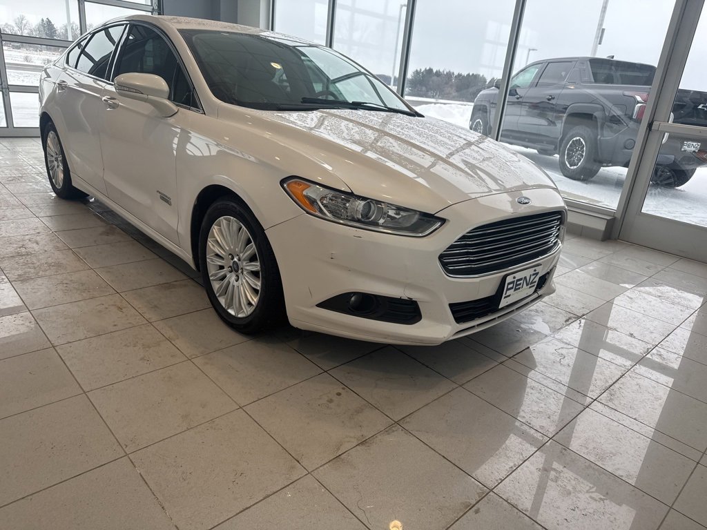 Used 2016 Ford Fusion Energi SE Luxury with VIN 3FA6P0PU7GR195383 for sale in Rochester, Minnesota