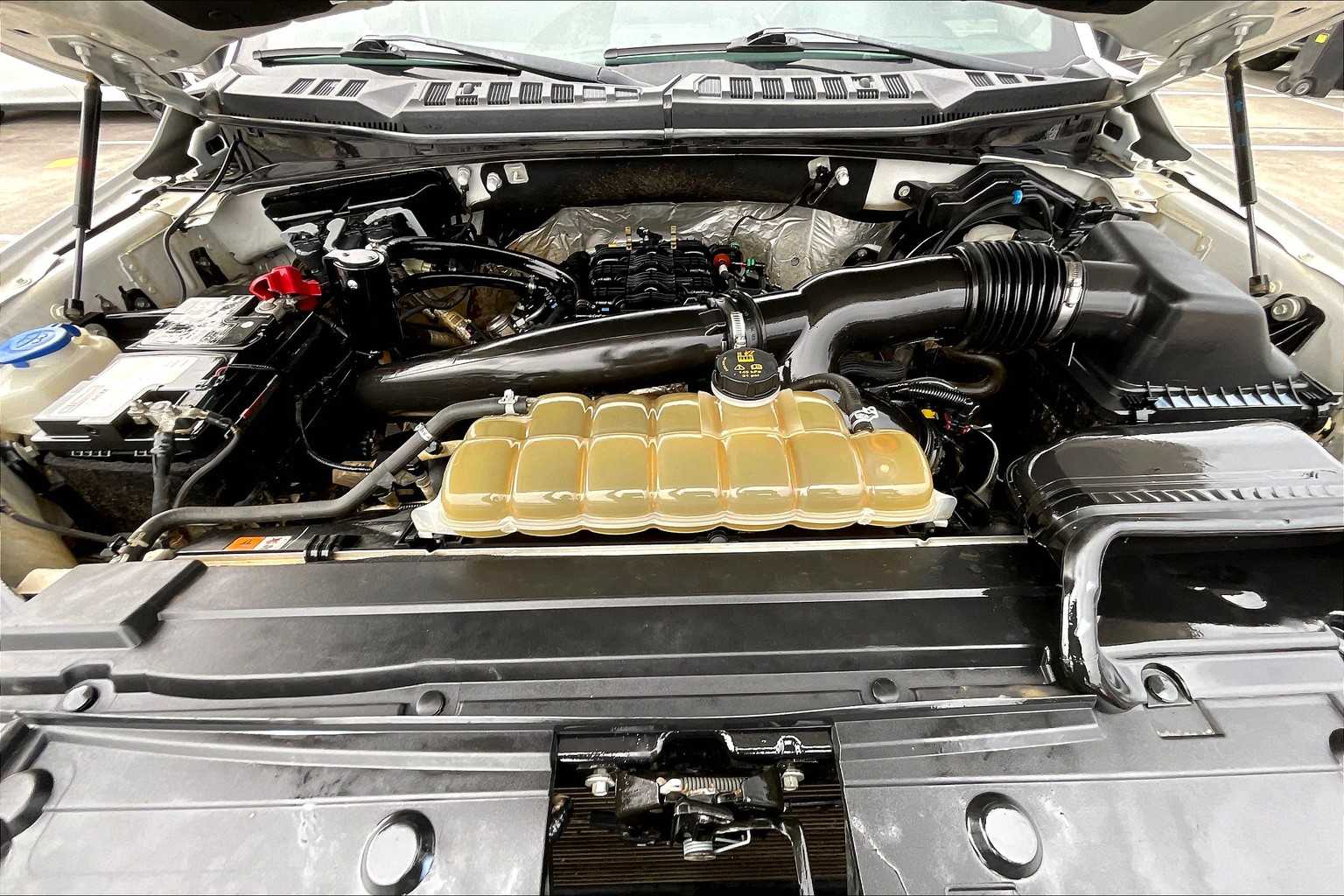 2020 Ford F-150 XLT photo 56