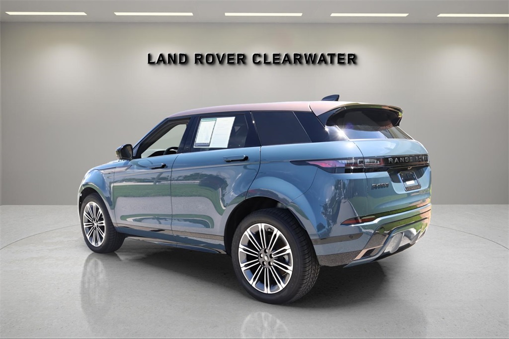 2024 Land Rover Range Rover Evoque Dynamic SE photo 3