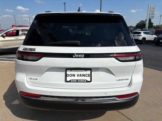 2024 Jeep Grand Cherokee Limited photo 4