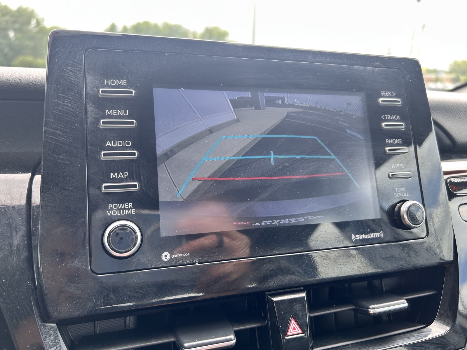 2022 Toyota Camry SE photo 26