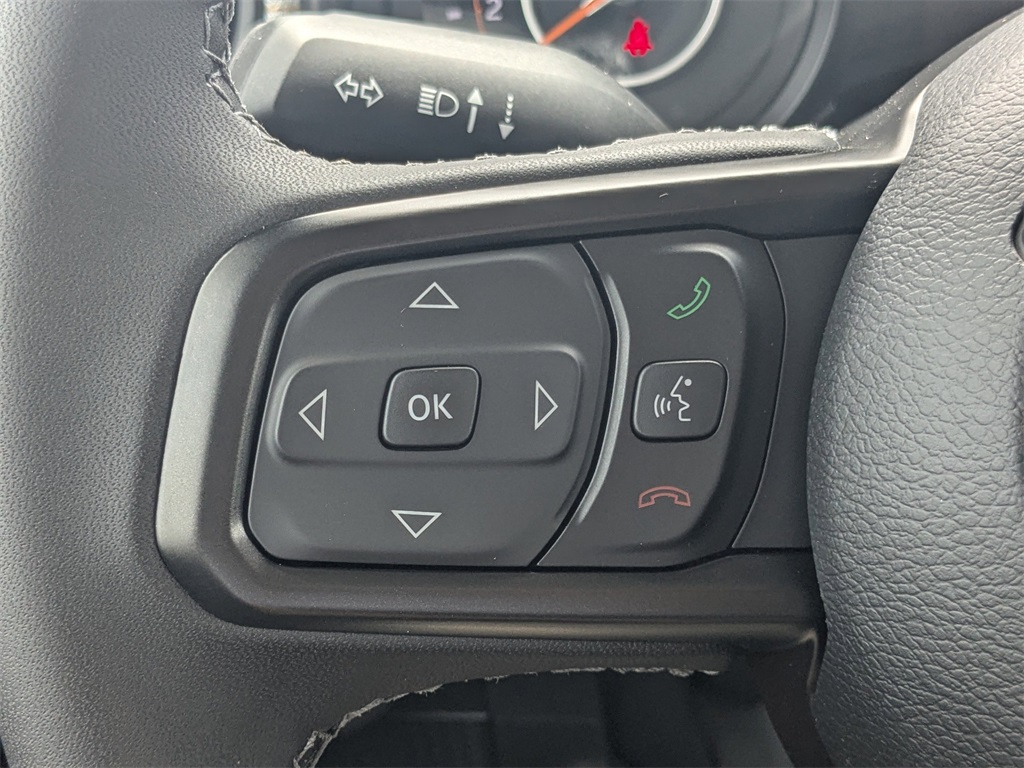 2025 Jeep Gladiator Sport S photo 23