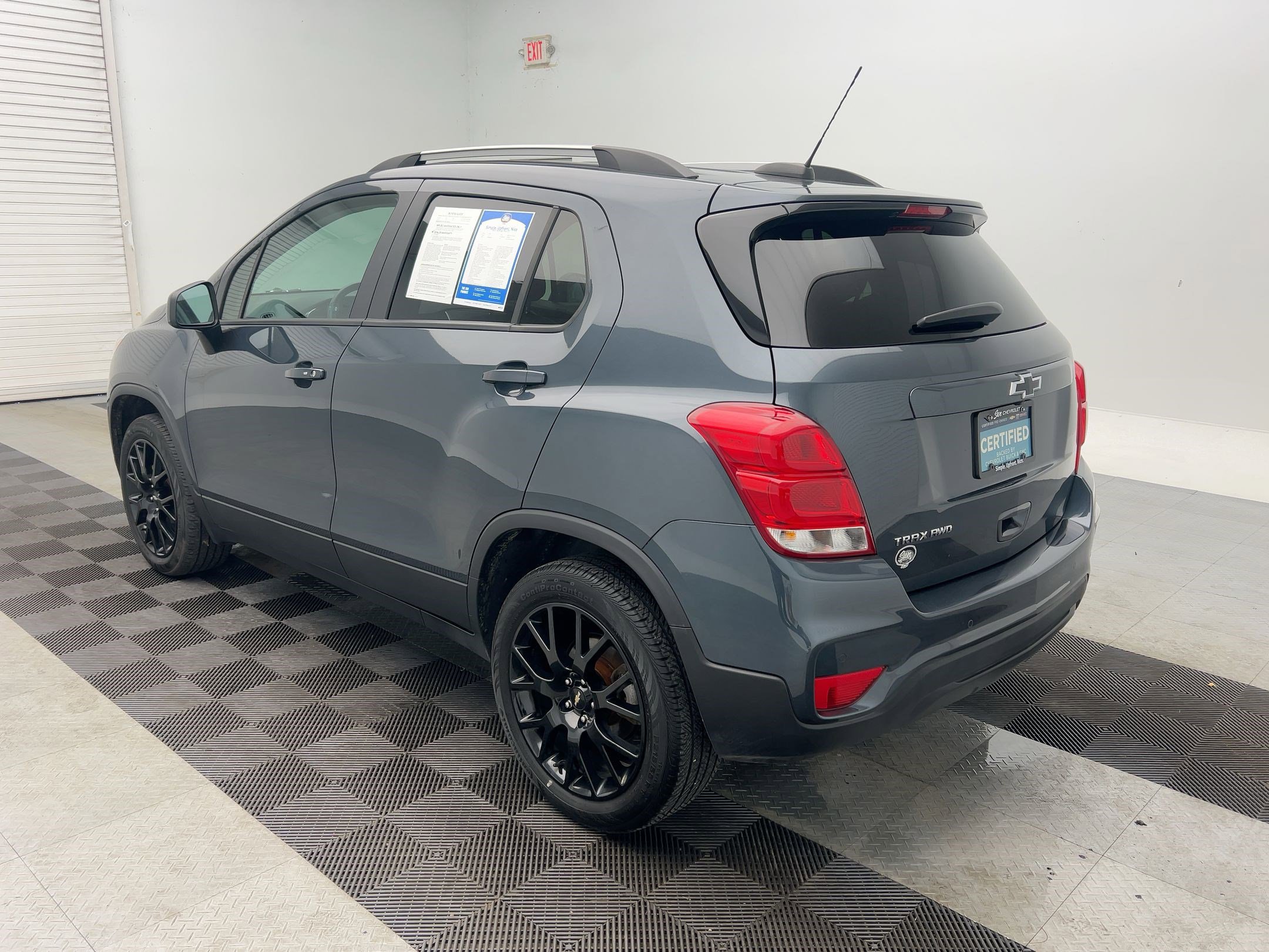 2022 Chevrolet Trax LT photo 3