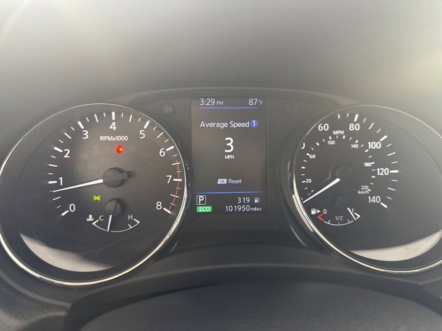 2020 Nissan Rogue SV photo 13