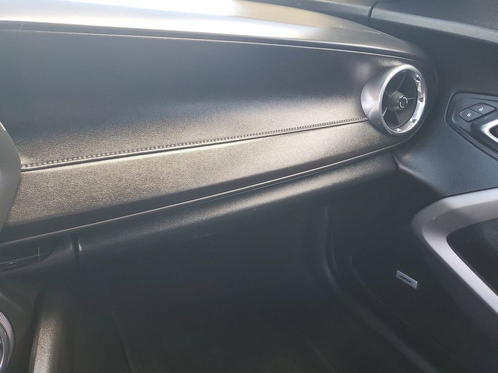 2018 Chevrolet Camaro 1LS 1LT photo 24