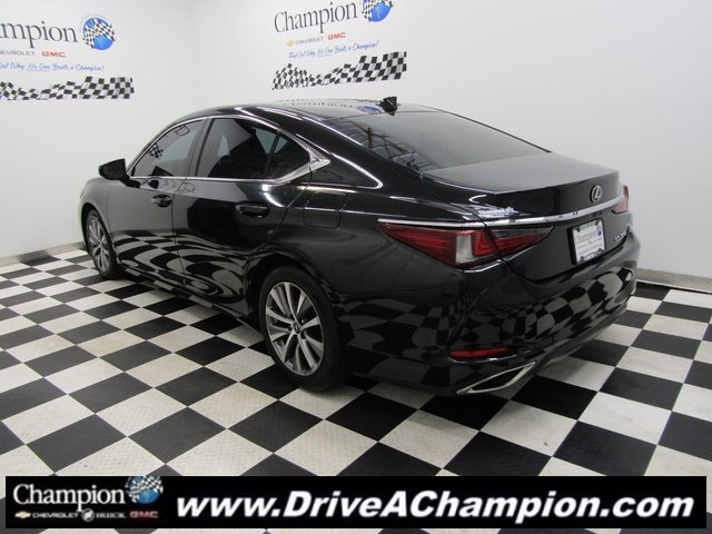 2021 Lexus ES 350 photo 10