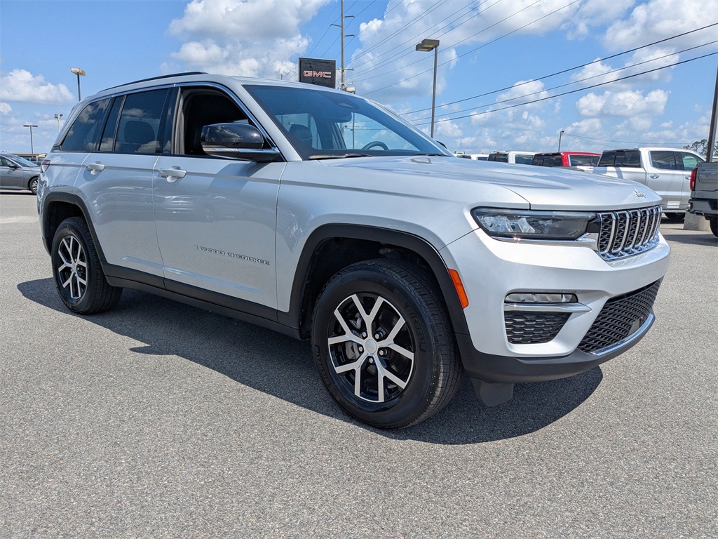 2024 Jeep Grand Cherokee Limited photo 2
