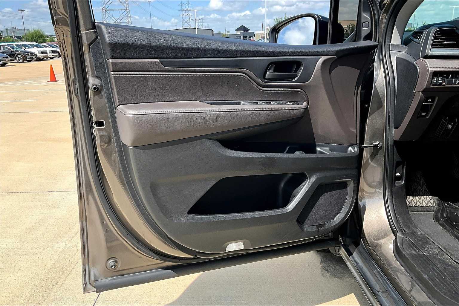 2019 Honda Odyssey EX photo 18