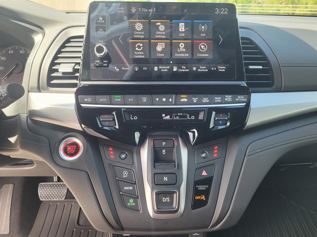 2026 Honda Odyssey photo 11