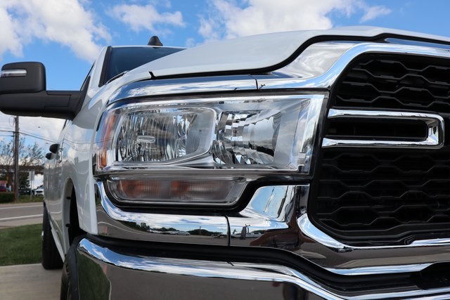 2023 Ram 2500 Tradesman photo 4