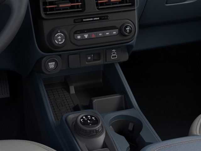 2025 Ford Maverick Lariat photo 16