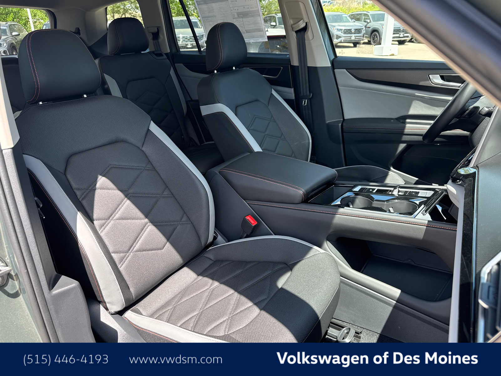 2025 Volkswagen Atlas Peak Edition SE photo 14