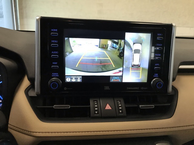 2020 Toyota RAV4 Hybrid Limited photo 21