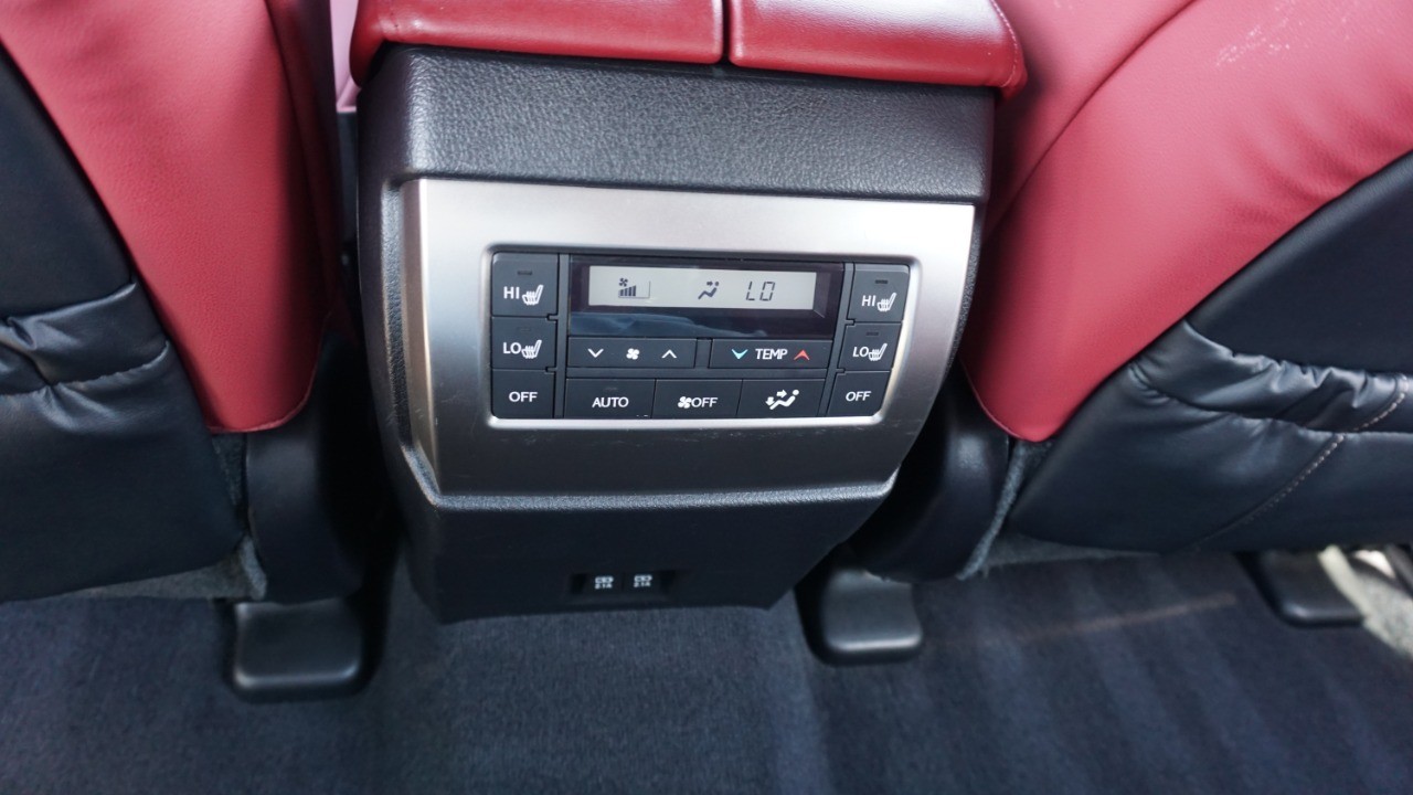 2023 Lexus GX Premium photo 32