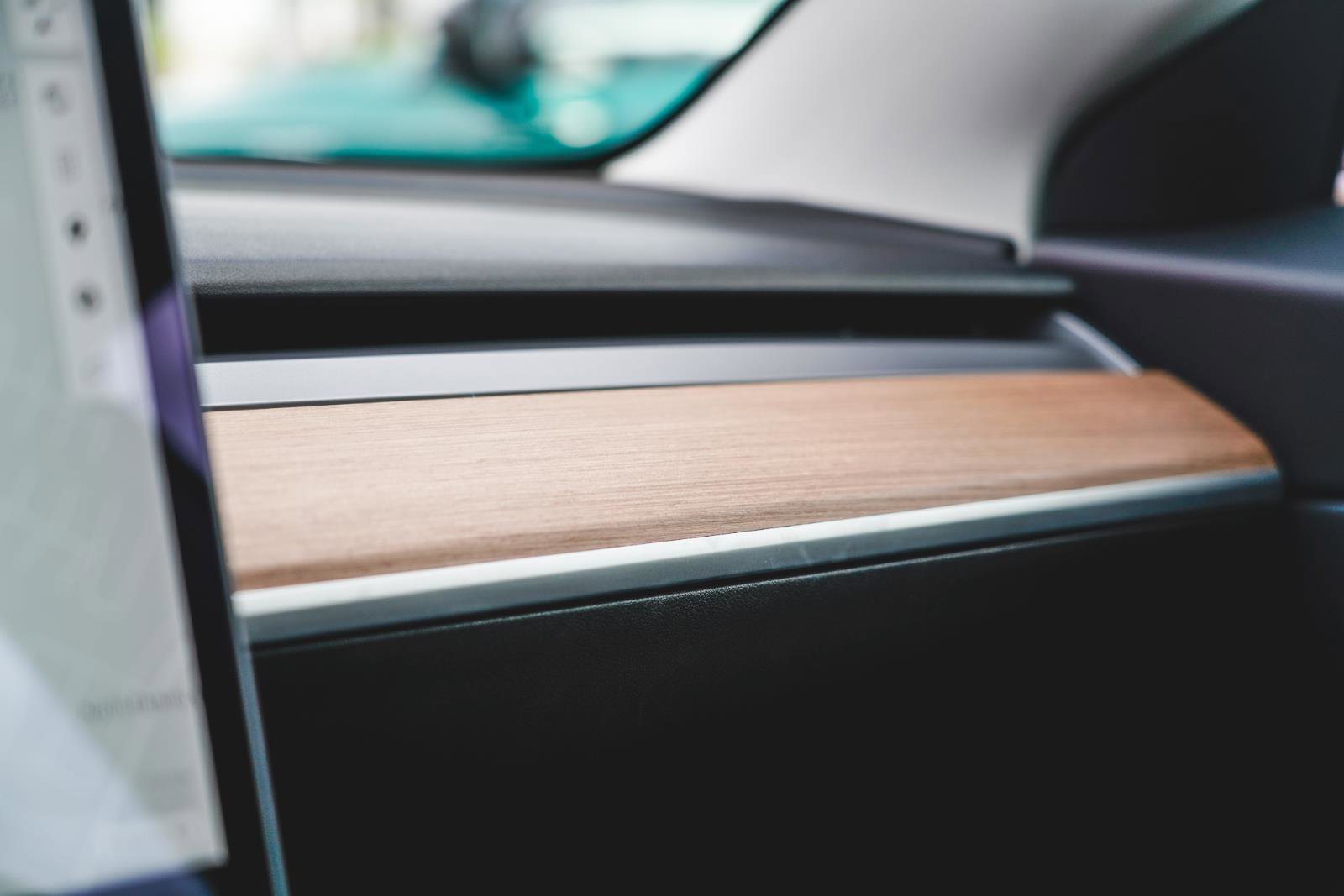 2018 Tesla Model 3 Long Range photo 24