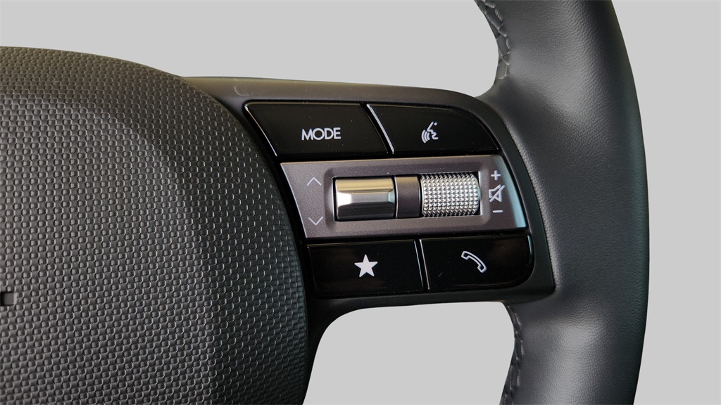 2025 Hyundai Ioniq 5 SEL photo 19
