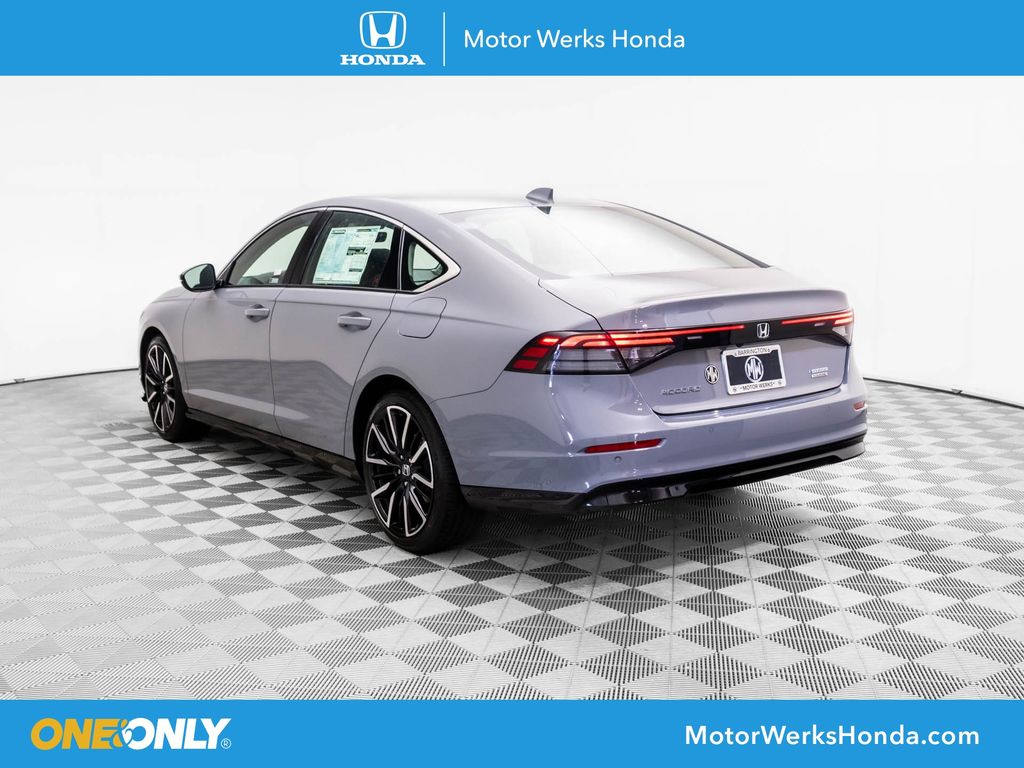 2025 Honda Accord Hybrid Touring photo 2