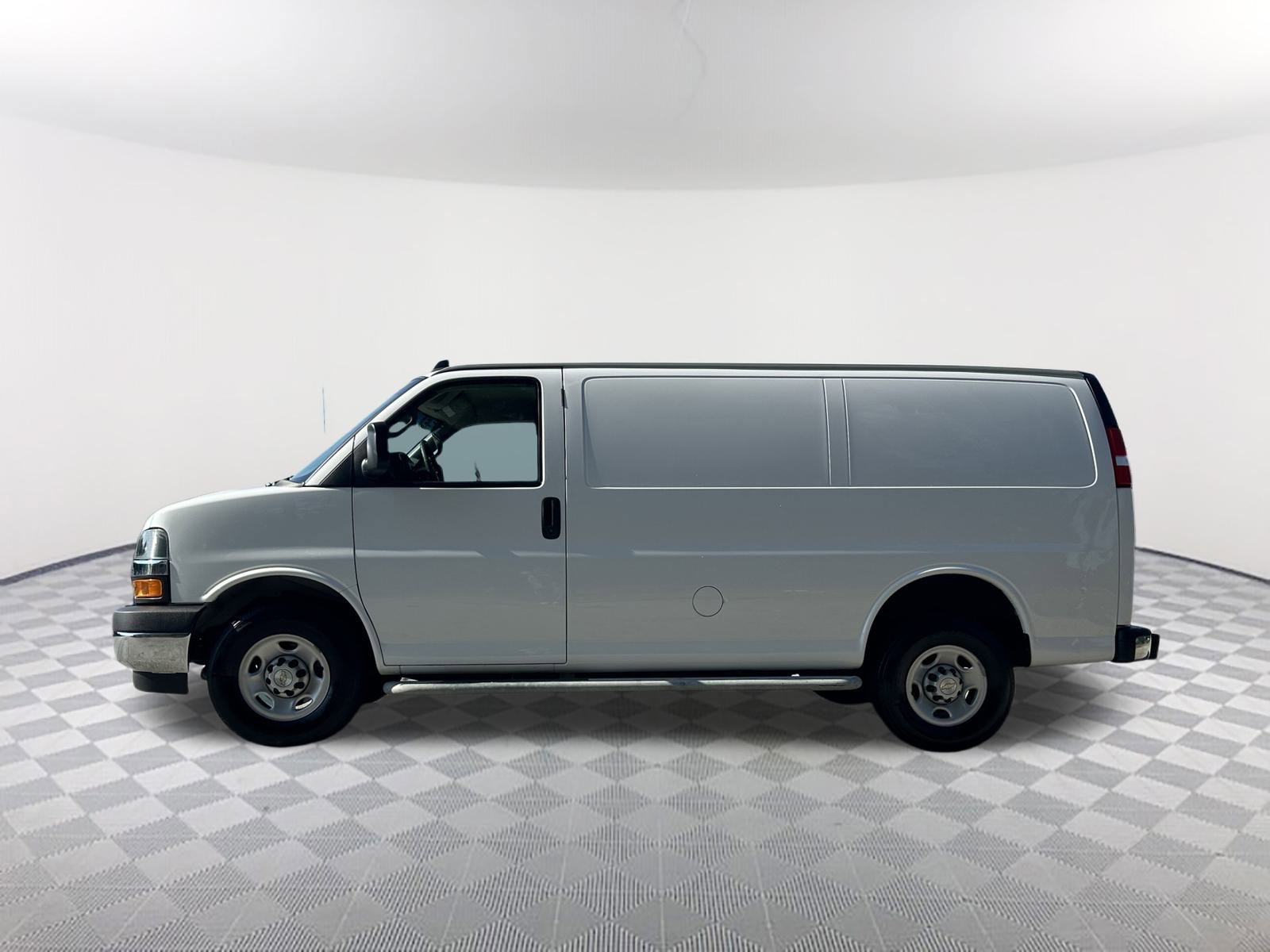 2023 Chevrolet Express 2500 Cargo photo 7